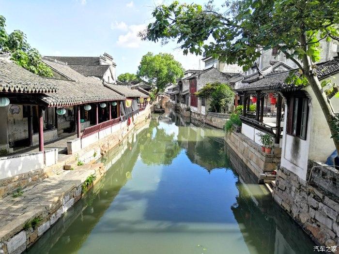 怎么能变白游戏画面